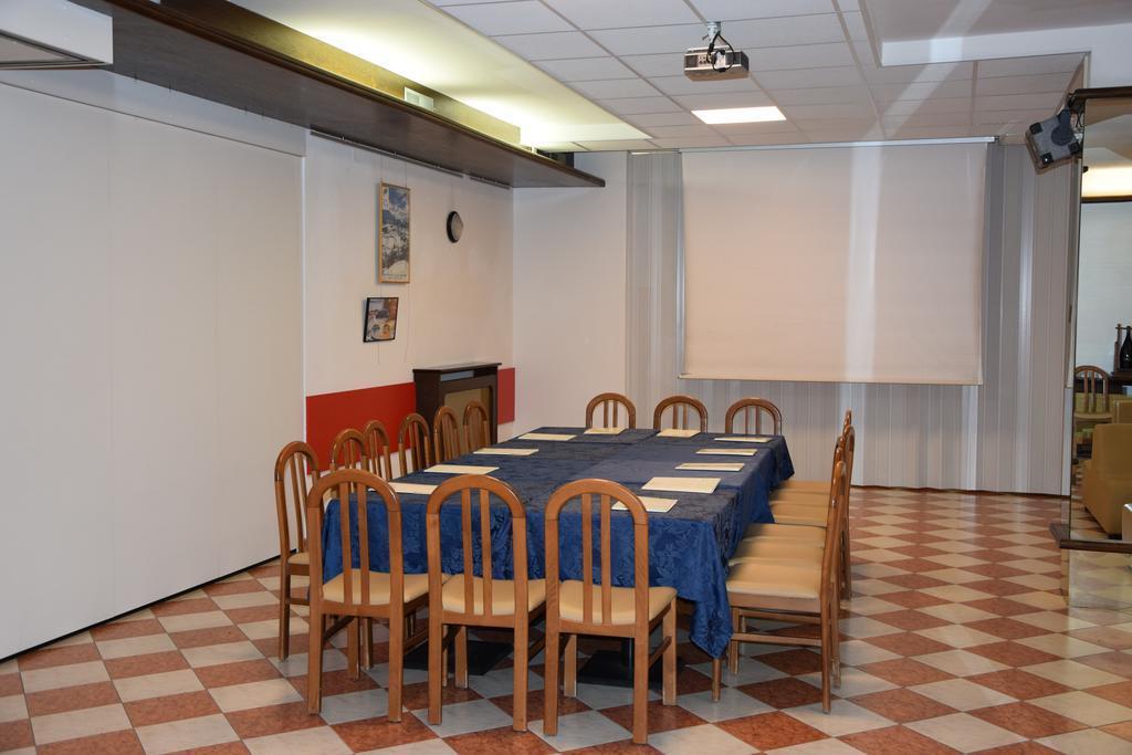 Hotel Olimpic Baselga di Pinè Екстериор снимка